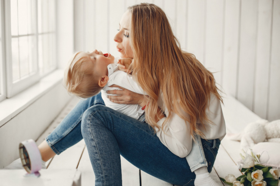 Sudamina bambini: come riconoscerla e cosa fare